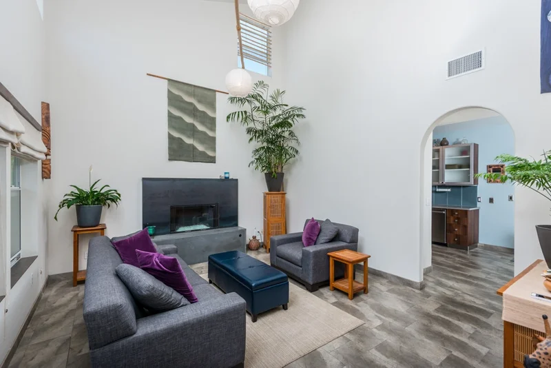 4637 36th, San Diego, CA 92116