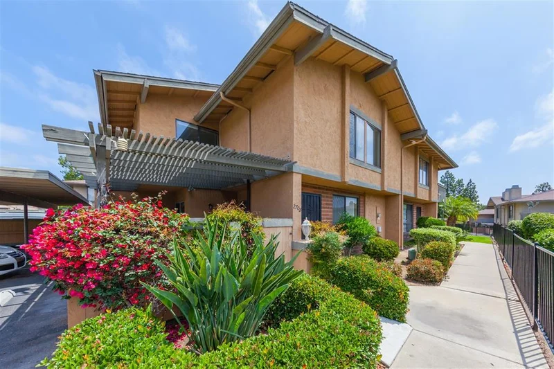 270 Rancho Ct #B, Chula Vista, CA 91911