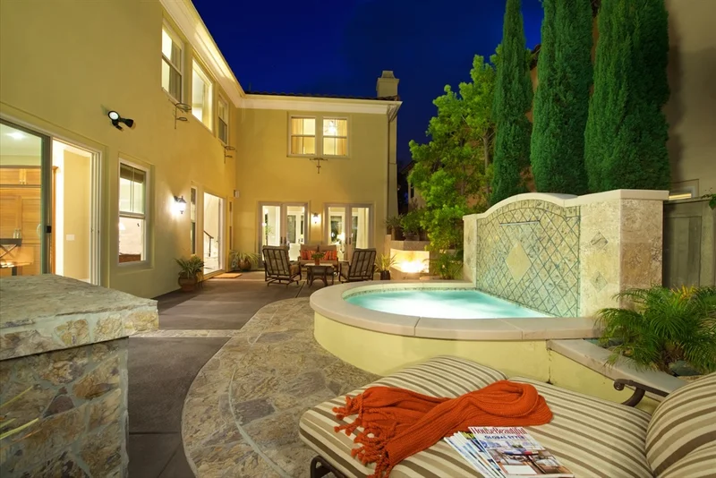 7698 Via Cortona, San Diego, CA 92127