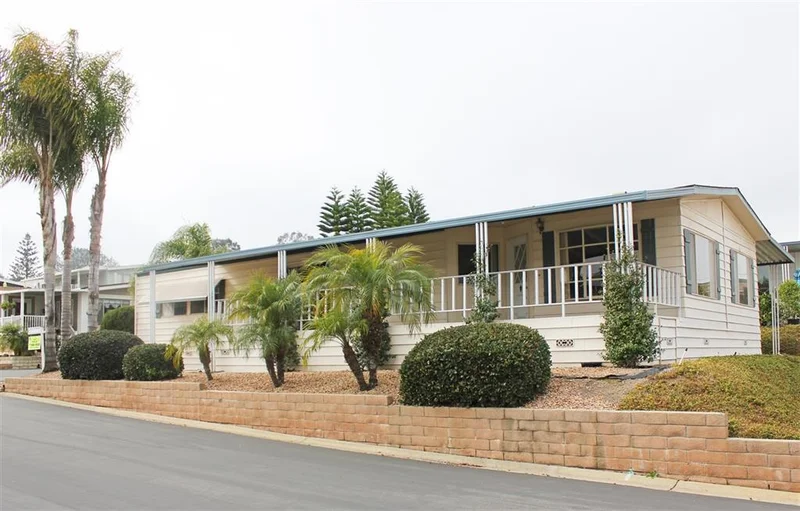1175 La Moree #66, San Marcos, CA 92078