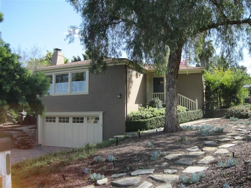 8505 Rockledge Road, La Mesa, CA 91941