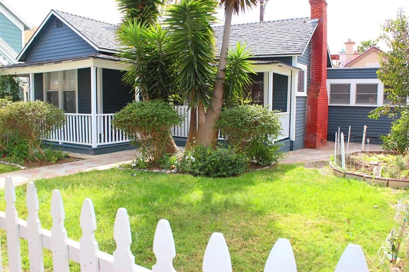 417 Tremont, Oceanside, CA 92054