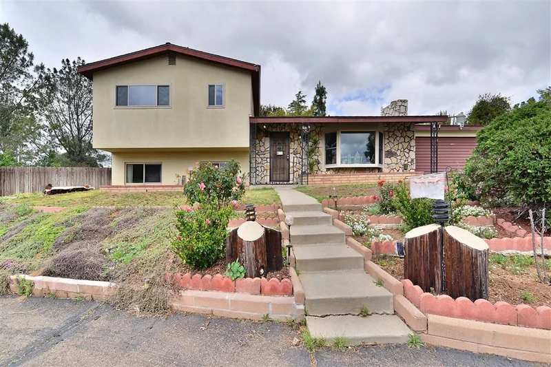 10308 Rancho Rd, La Mesa, CA 91941