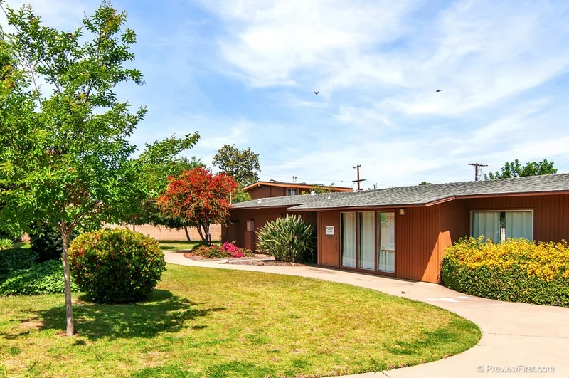 520 Shady Lane #B, El Cajon, CA 92021