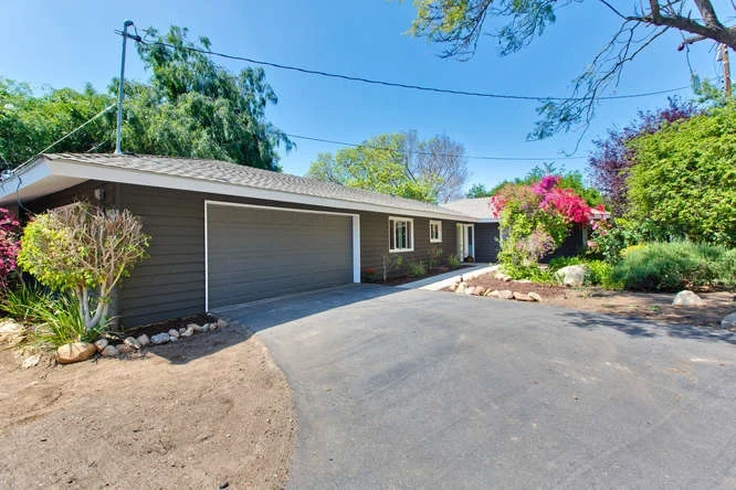 27319 Oakmont Road, Valley Center, CA 92082