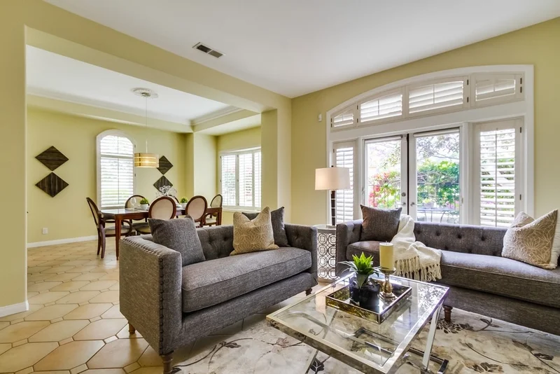 5456 Renaissance, San Diego, CA 92122