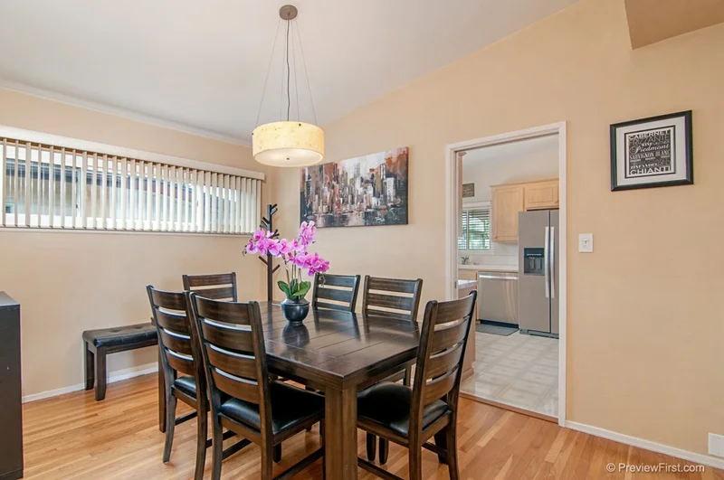 8892 Hoffing Ave., San Diego, CA 92123