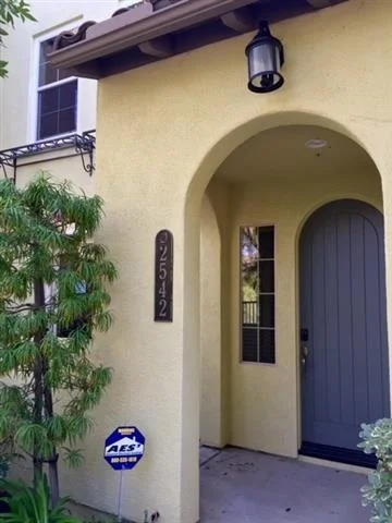 2542 Escala Circle, San Diego, CA 92108