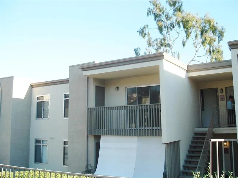 432 Edgehill Lane #196, Oceanside, CA 92054