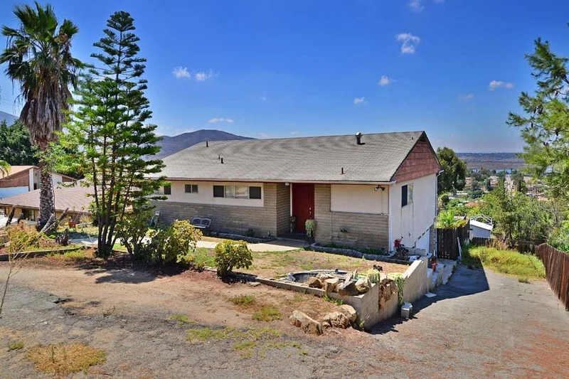 1130 Maria Ave., Spring Valley, CA 91977