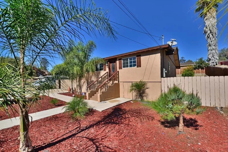 6210 Wunderlin, San Diego, CA 92114