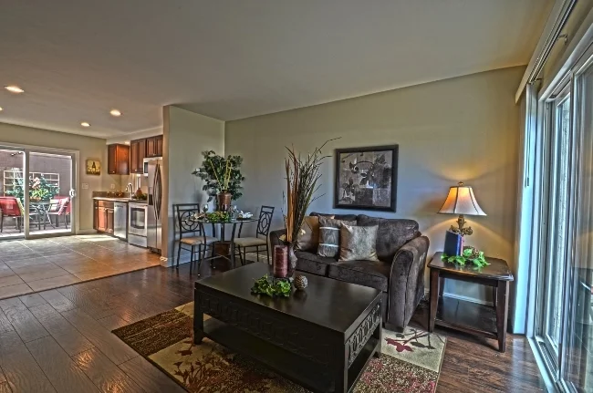 8720 Villa La Jolla Drive #116, La Jolla, CA 92037