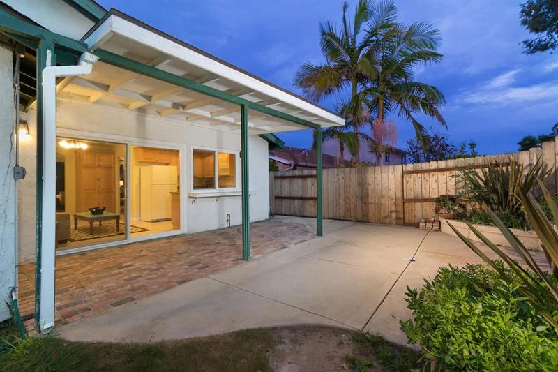 4635 Huggins St, San Diego, CA 92122