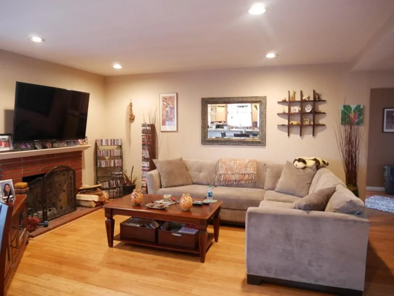 4296 Mount Putman, San Diego, CA 92117