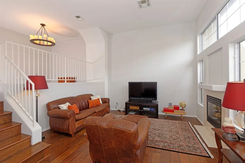 12543 El Camino Real #F, San Diego, CA 92130