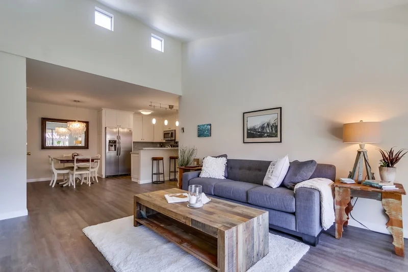 4600 Lamont #332, San Diego, CA 92109
