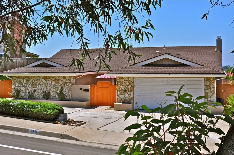 6146 College Avenue, San Diego, CA 92120