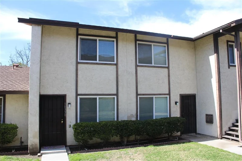 10330 Restful Ct., Santee, CA 92071