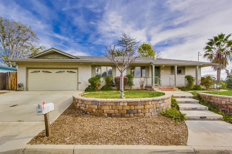 785 Wakefield Court, El Cajon, CA 92020