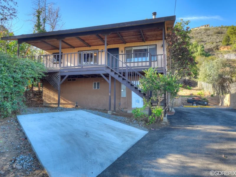 8702 Golden Ridge, Lakeside, CA 92040
