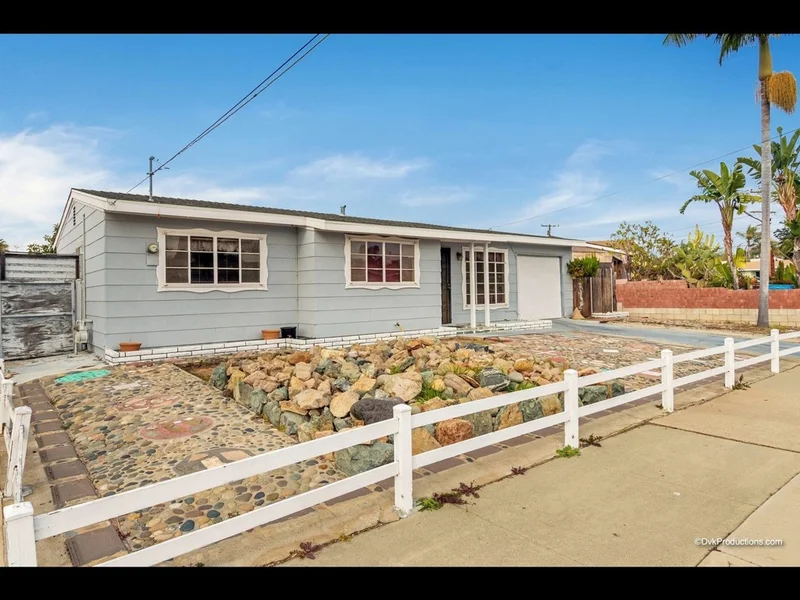 1024 Santa Anita St., Oceanside, CA 92058