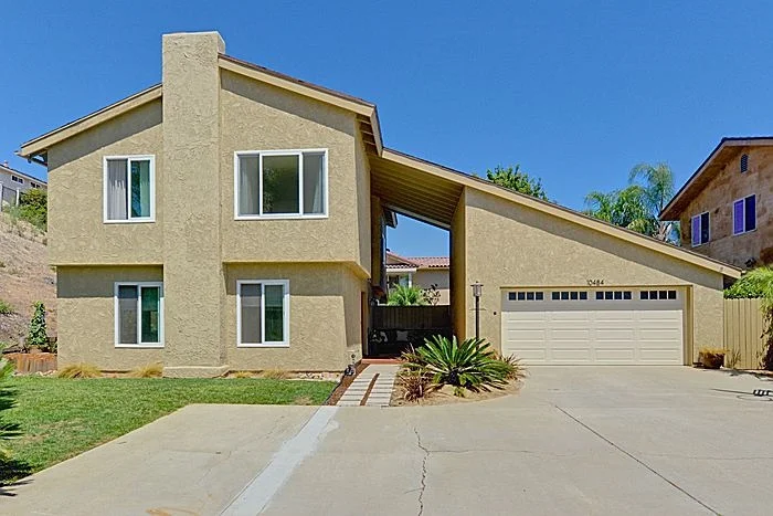10484 El Comal Dr., San Diego, CA 92124