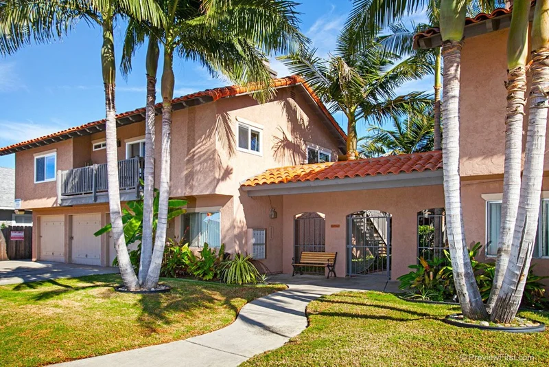 4567 Cleveland #4, San Diego, CA 92116