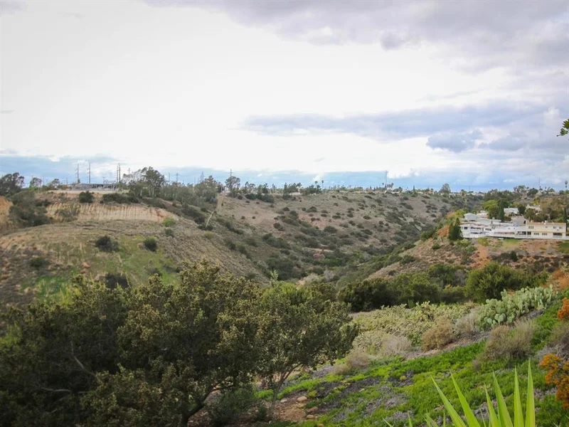 9001 Ronda Ave, San Diego, CA 92123