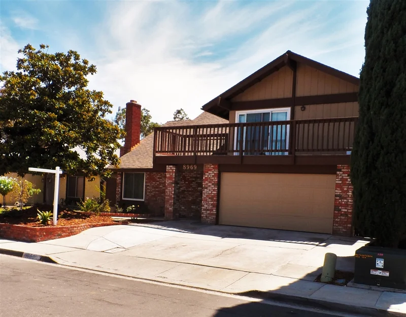 8969 Scorpius Way, San Diego, CA 92126