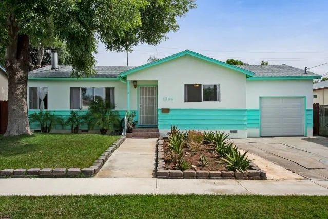 1044 Goldenrod St., Escondido, CA 92027