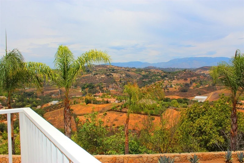 29609 Robles, Valley Center, CA 92082