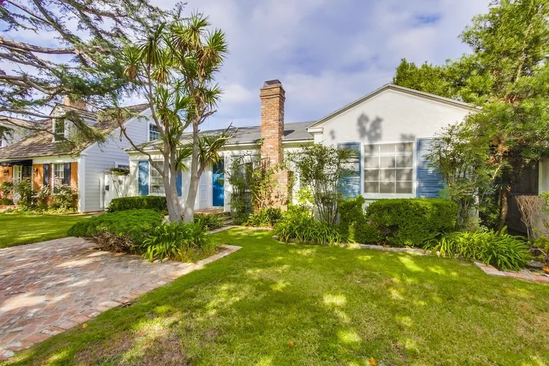 550 J, Coronado, CA 92118