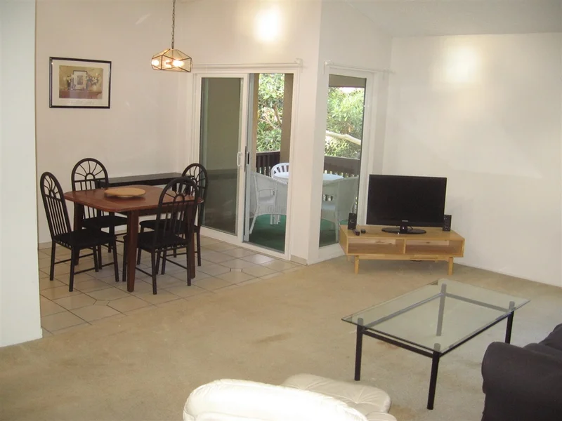 1855 Diamond #336, San Diego, CA 92109