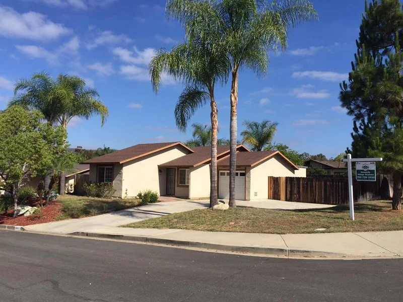 866 Loganberry Ct., San Marcos, CA 92069