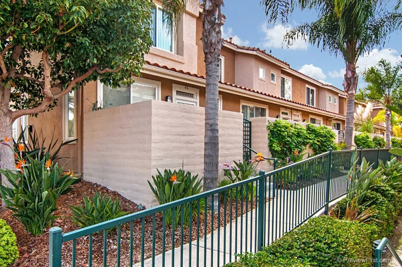 4121 Via Candidiz #41, San Diego, CA 92130