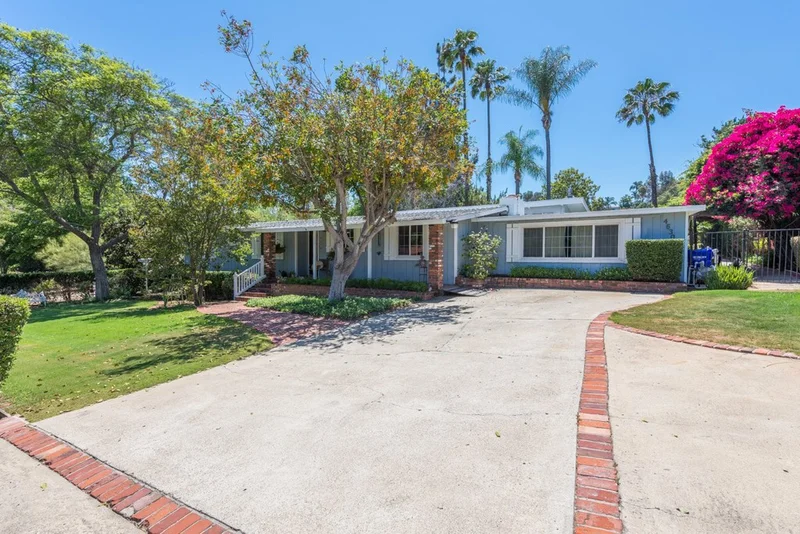 4630 Panchoy, La Mesa, CA 91941