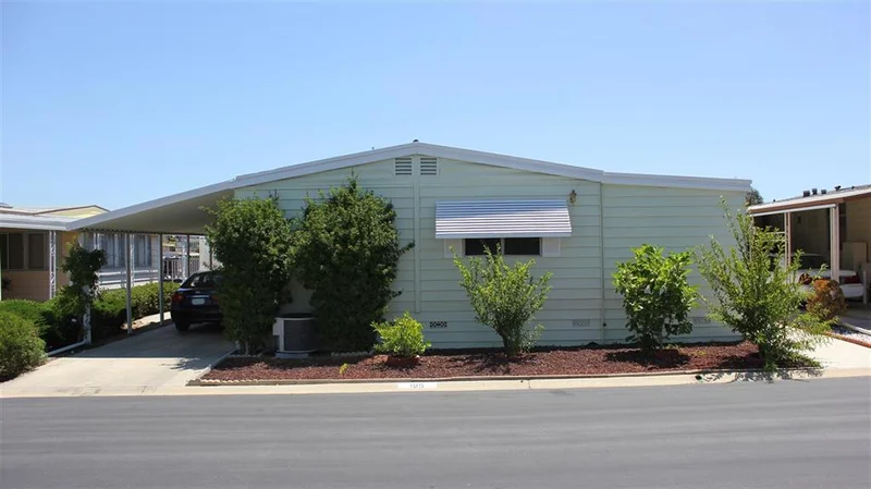 1175 La Moree #105, San Marcos, CA 92078