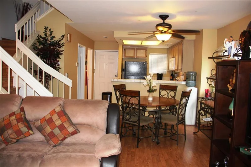 2291 Kings View Cir, Spring Valley, CA 91977