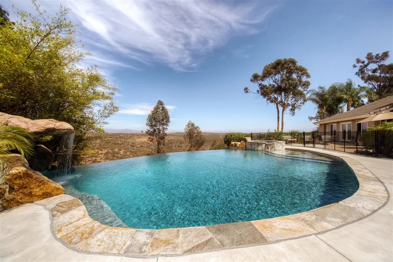 12516 Birch Bluff Ct, San Diego, CA 92131