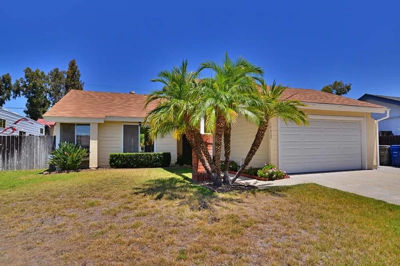 10420 Reginas Court, Santee, CA 92071