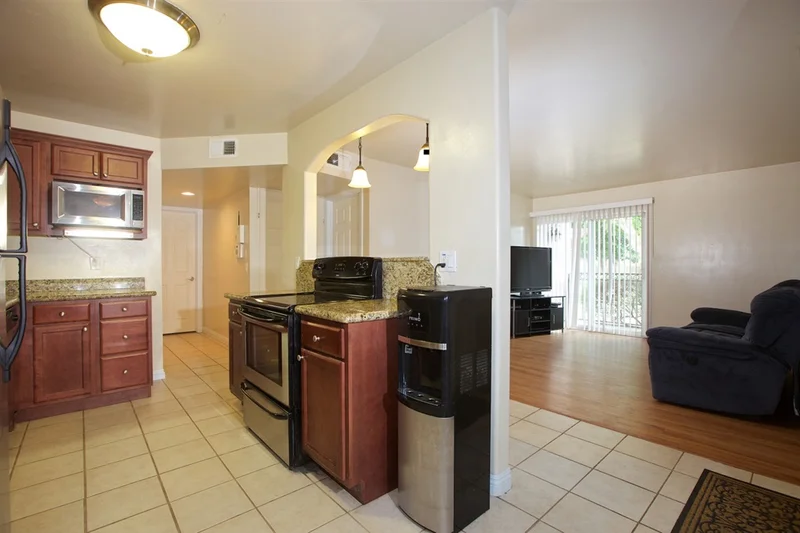 550 Graves Ave #5, El Cajon, CA 92020