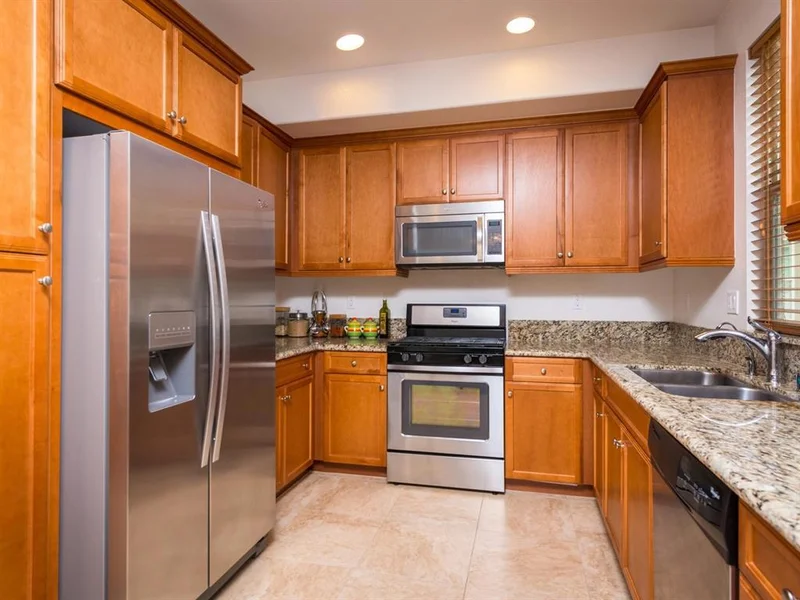 1876 Champagne Ct #10, Chula Vista, CA 91913