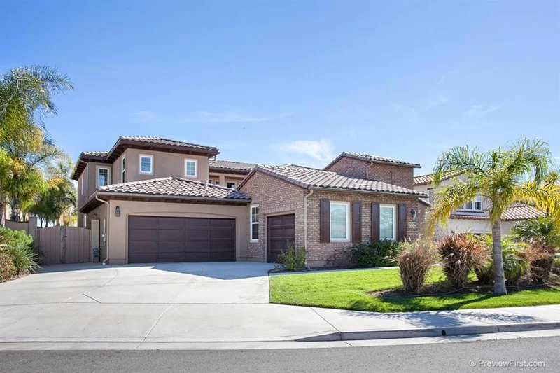 1009 Straightaway Ct., Oceanside, CA 92057