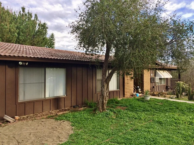 1146 Mcdonald Rd, Fallbrook, CA 92028