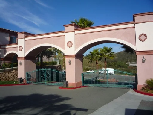 2724 Lake Pointe #242, Spring Valley, CA 91977