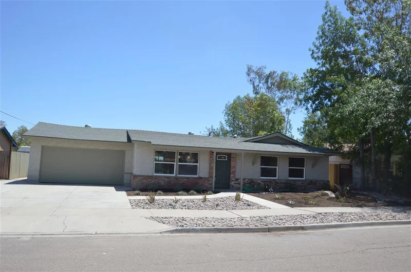 9043 Davenrich, Spring Valley, CA 91977