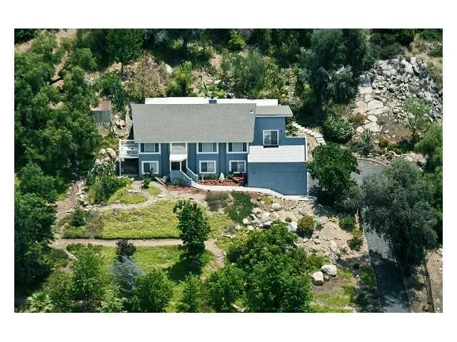 2305 Big Pine Road, Escondido, CA 92027