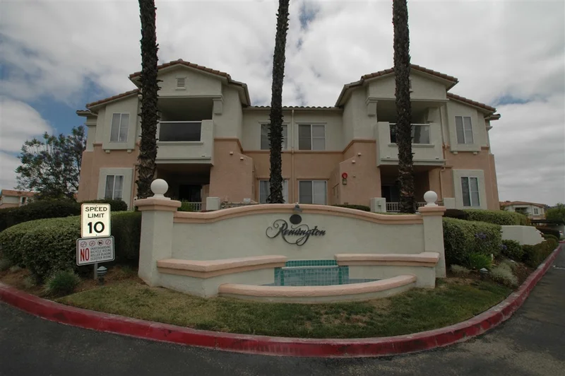11424 Via Rancho San Diego #95, El Cajon, CA 92019