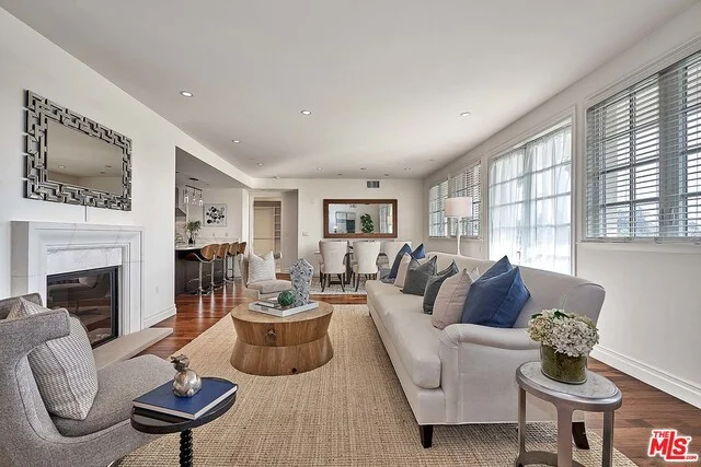 4661 Wilshire #201, Los Angeles, CA 90010