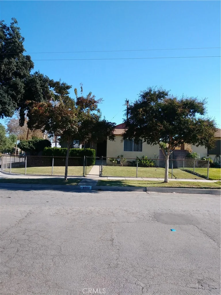 8502 Clarinda, Pico Rivera, CA 90660